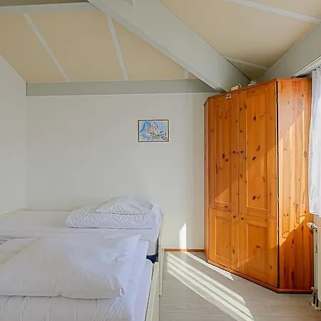 37 - Aan De Duinen, Aan Zee Apartment