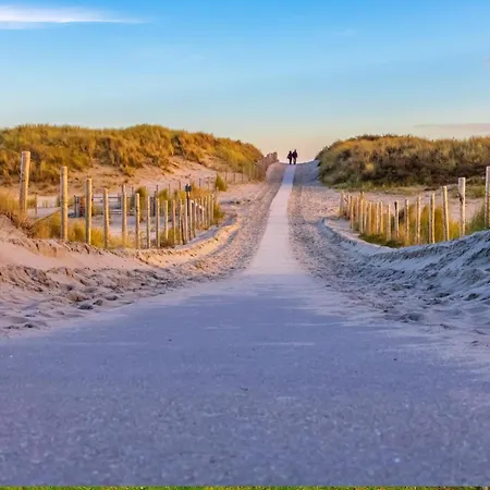 37 - Aan De Duinen, Aan Zee * Callantsoog
