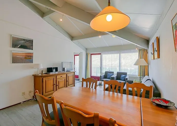 아파트 37 - Aan De Duinen, Aan Zee 칼란트소그