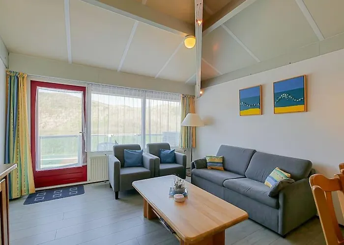 37 - Aan De Duinen, Aan Zee *